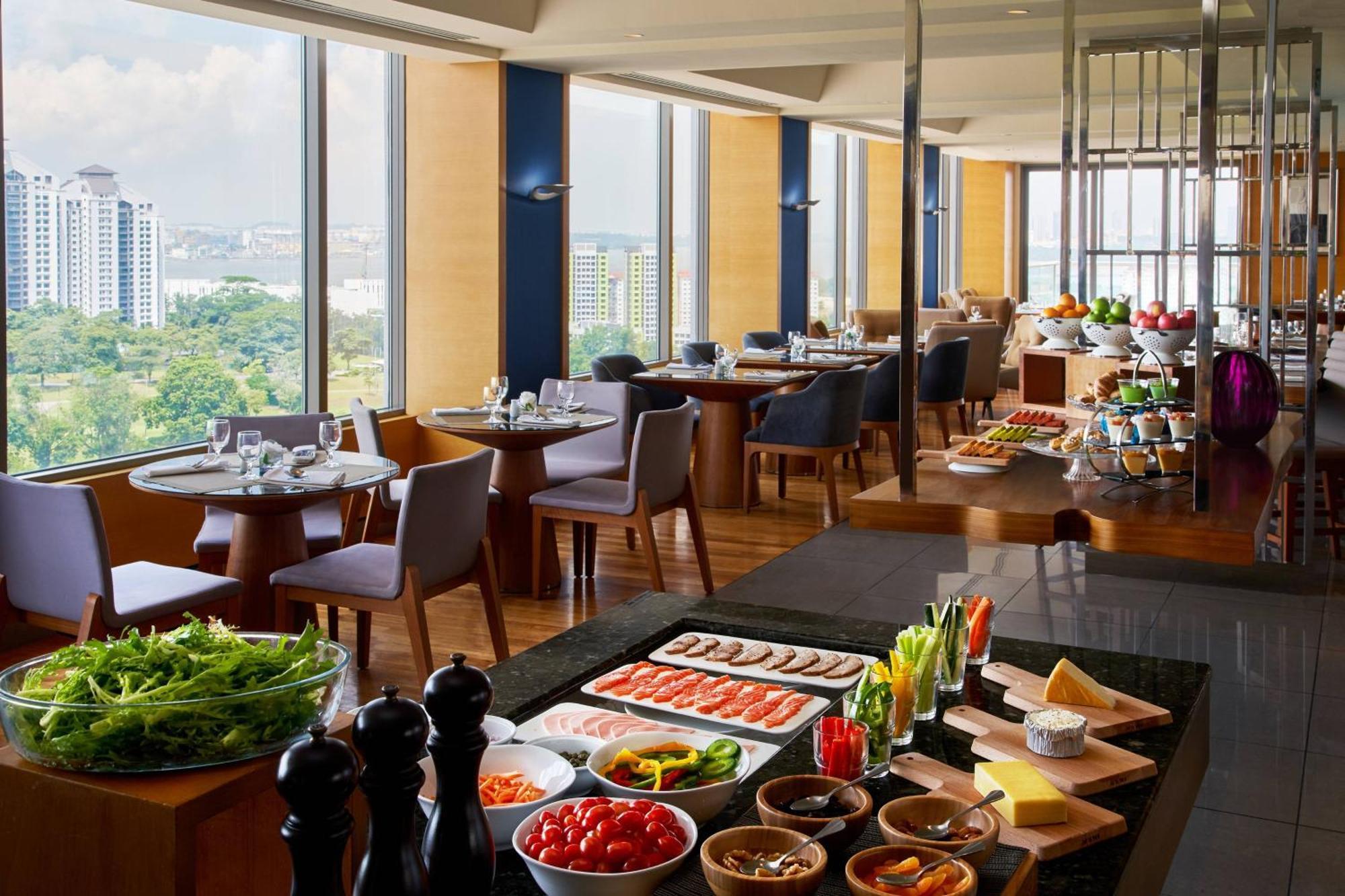 Renaissance Johor Bahru Hotel Zewnętrze zdjęcie The Club Lounge at the Renaissance Hotel